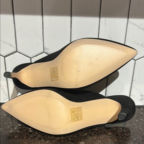 Dynamite Elegant Black Mulesfaux suedesize 5.5 - Picture 7 of 7